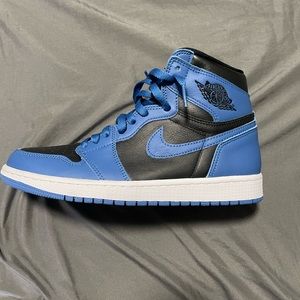 Air Jordan 1 High Dark Marina